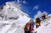珠穆朗玛峰上究竟有多少尸体？看完后还敢登山吗？很多人被吓到了(8.3分旅游片)